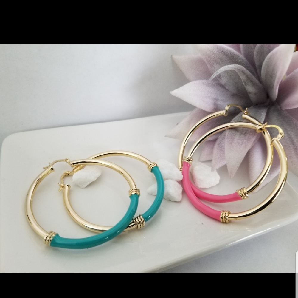 18k Goldplated  Pink and Turquoise hoops Earrings. NECKLE FREE - Picture 2 of 4